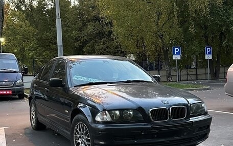 BMW 3 серия, 2001 год, 340 000 рублей, 1 фотография