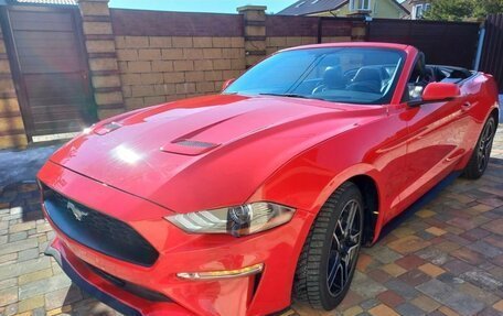 Ford Mustang VI рестайлинг, 2018 год, 3 180 000 рублей, 2 фотография