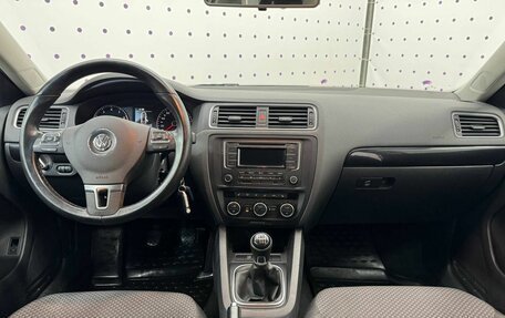 Volkswagen Jetta VI, 2013 год, 1 100 000 рублей, 13 фотография