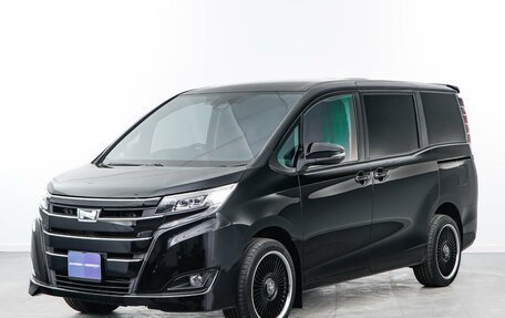 Toyota Noah III, 2019 год, 2 325 077 рублей, 5 фотография