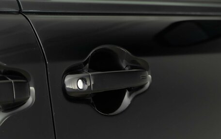 Toyota Noah III, 2019 год, 2 325 077 рублей, 6 фотография