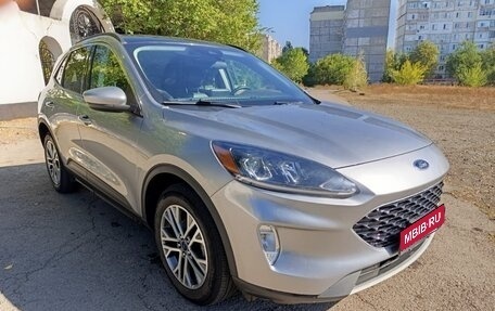 Ford Escape, 2021 год, 2 100 000 рублей, 1 фотография