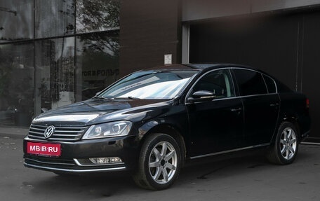 Volkswagen Passat B7, 2014 год, 997 000 рублей, 1 фотография