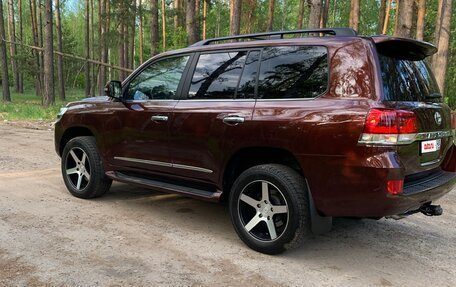 Toyota Land Cruiser 200, 2016 год, 6 100 000 рублей, 9 фотография