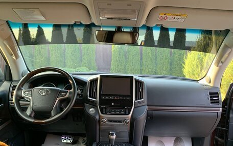 Toyota Land Cruiser 200, 2016 год, 6 100 000 рублей, 19 фотография