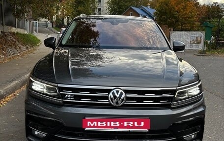 Volkswagen Tiguan II, 2019 год, 3 500 000 рублей, 2 фотография
