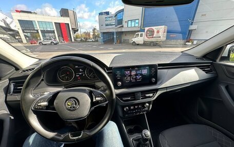 Skoda Rapid II, 2021 год, 1 650 000 рублей, 26 фотография