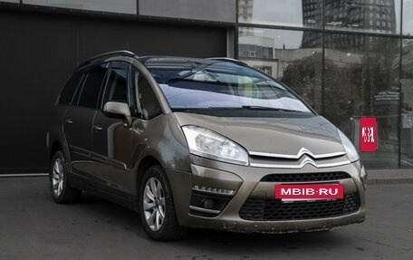 Citroen C4 Picasso II рестайлинг, 2010 год, 500 000 рублей, 3 фотография