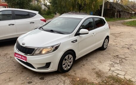 KIA Rio III рестайлинг, 2014 год, 880 000 рублей, 1 фотография