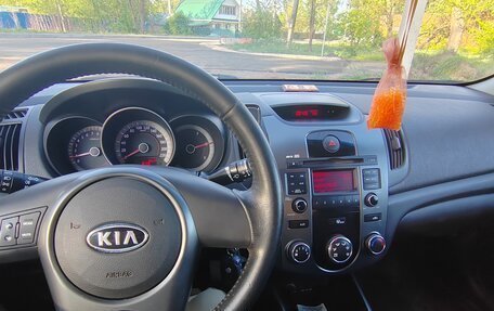 KIA Cerato III, 2010 год, 750 000 рублей, 5 фотография