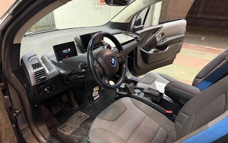 BMW i3 I01 рестайлинг, 2018 год, 2 150 000 рублей, 13 фотография