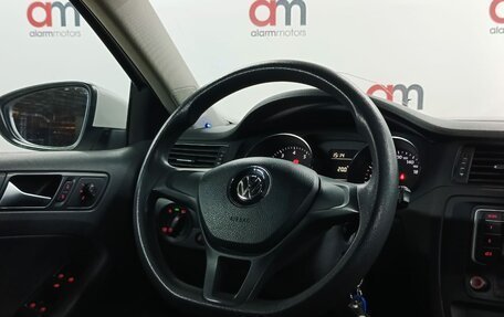 Volkswagen Jetta VI, 2015 год, 999 000 рублей, 13 фотография