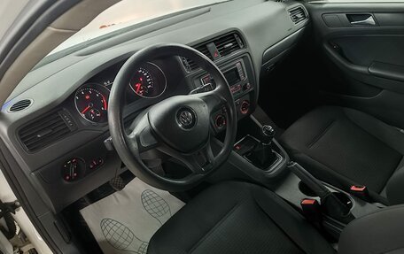Volkswagen Jetta VI, 2015 год, 999 000 рублей, 10 фотография