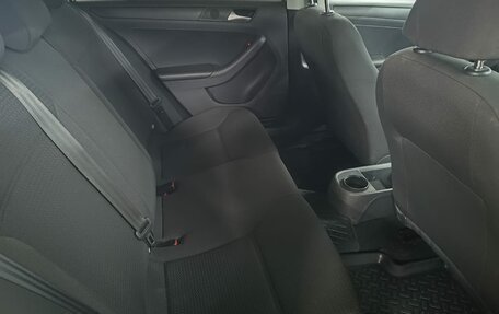 Volkswagen Jetta VI, 2015 год, 999 000 рублей, 19 фотография