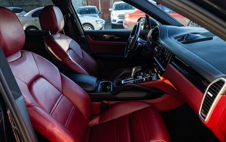 Porsche Cayenne III, 2019 год, 7 390 000 рублей, 12 фотография