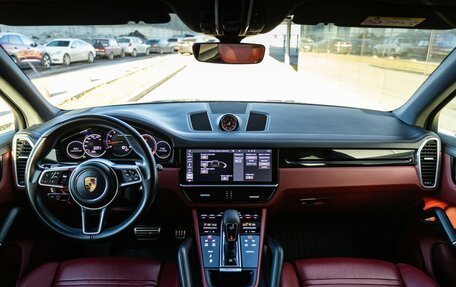 Porsche Cayenne III, 2019 год, 7 390 000 рублей, 19 фотография