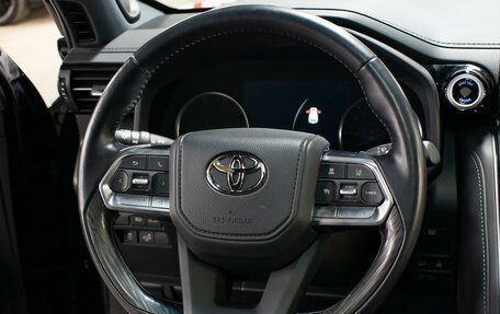 Toyota Land Cruiser, 2021 год, 10 498 000 рублей, 17 фотография