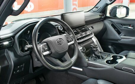 Toyota Land Cruiser, 2021 год, 10 498 000 рублей, 16 фотография