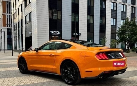 Ford Mustang VI рестайлинг, 2019 год, 3 550 000 рублей, 2 фотография