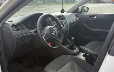 Volkswagen Jetta VI, 2014 год, 800 000 рублей, 9 фотография