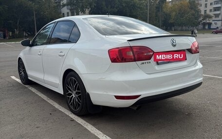 Volkswagen Jetta VI, 2014 год, 800 000 рублей, 14 фотография
