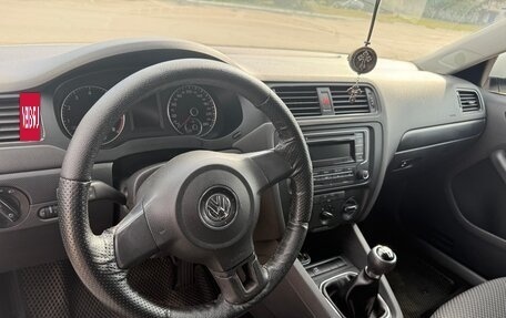 Volkswagen Jetta VI, 2014 год, 800 000 рублей, 6 фотография