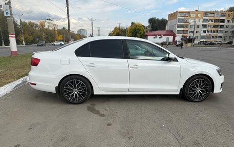 Volkswagen Jetta VI, 2014 год, 800 000 рублей, 18 фотография