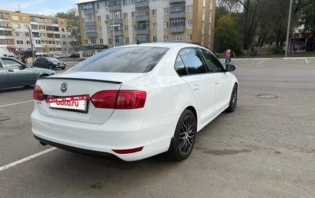 Volkswagen Jetta VI, 2014 год, 800 000 рублей, 17 фотография