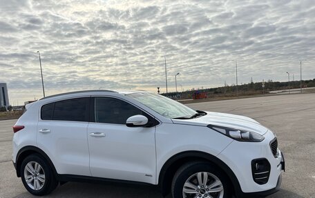 KIA Sportage IV рестайлинг, 2018 год, 2 300 000 рублей, 2 фотография
