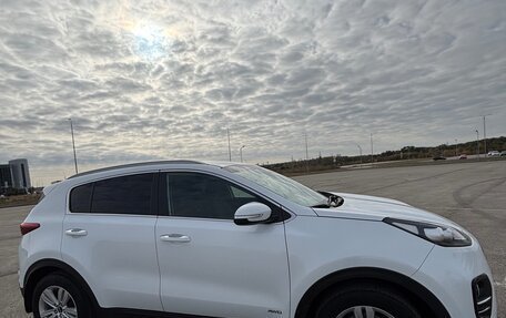 KIA Sportage IV рестайлинг, 2018 год, 2 300 000 рублей, 3 фотография