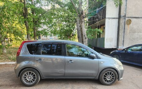 Nissan Note II рестайлинг, 2005 год, 400 000 рублей, 3 фотография