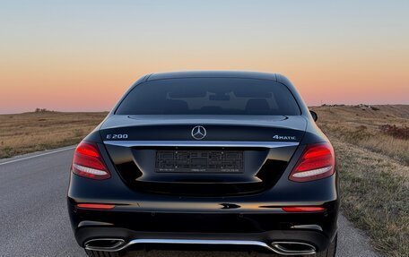 Mercedes-Benz E-Класс, 2019 год, 2 750 000 рублей, 6 фотография