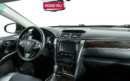 Toyota Camry, 2017 год, 2 599 898 рублей, 9 фотография