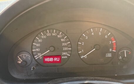 Mitsubishi Carisma I, 1999 год, 150 000 рублей, 9 фотография