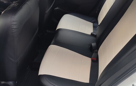 Hyundai Solaris II рестайлинг, 2018 год, 1 350 000 рублей, 10 фотография