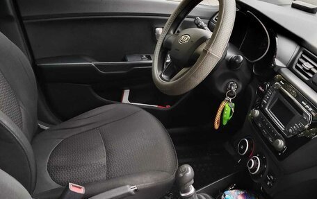 KIA Rio III рестайлинг, 2011 год, 650 000 рублей, 4 фотография