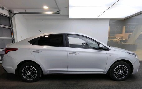 Hyundai Solaris II рестайлинг, 2019 год, 1 199 000 рублей, 4 фотография
