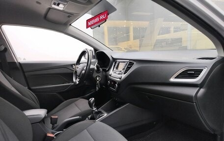 Hyundai Solaris II рестайлинг, 2019 год, 1 199 000 рублей, 11 фотография