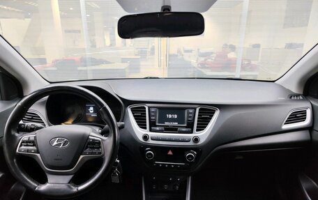 Hyundai Solaris II рестайлинг, 2019 год, 1 199 000 рублей, 14 фотография