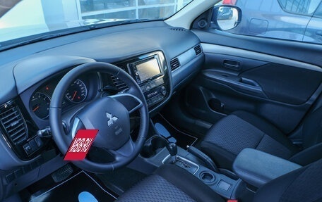 Mitsubishi Outlander III рестайлинг 3, 2013 год, 1 259 000 рублей, 11 фотография