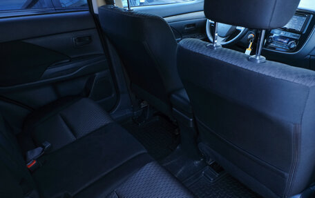 Mitsubishi Outlander III рестайлинг 3, 2013 год, 1 259 000 рублей, 16 фотография