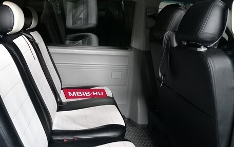 Volkswagen Caravelle T5, 2013 год, 2 100 000 рублей, 7 фотография