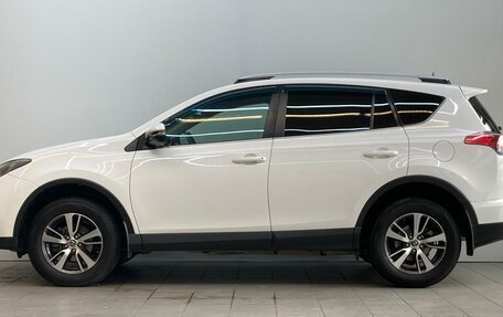Toyota RAV4, 2019 год, 2 650 000 рублей, 8 фотография