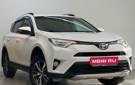 Toyota RAV4, 2019 год, 2 650 000 рублей, 3 фотография