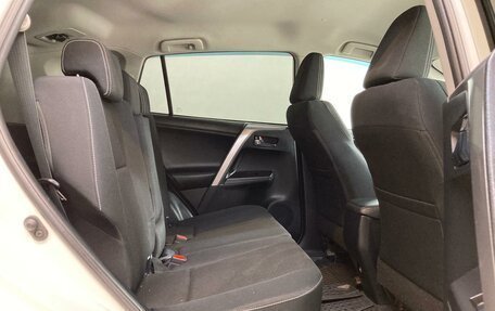 Toyota RAV4, 2019 год, 2 650 000 рублей, 16 фотография