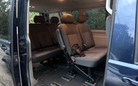 Volkswagen Caravelle T5, 2013 год, 2 500 000 рублей, 5 фотография