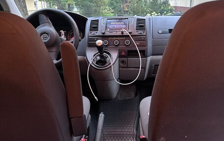 Volkswagen Caravelle T5, 2013 год, 2 500 000 рублей, 7 фотография