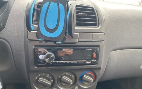 Hyundai Accent II, 2005 год, 340 000 рублей, 7 фотография