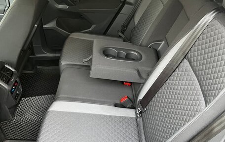 Volkswagen Tiguan II, 2019 год, 1 950 000 рублей, 28 фотография