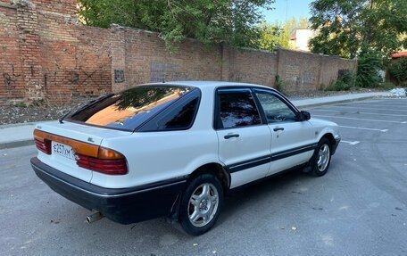 Mitsubishi Galant VIII, 1989 год, 135 000 рублей, 2 фотография